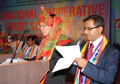 Buldana Urban Dr Sukesh Zamwar with Dr Chalerampol Accu Chairman